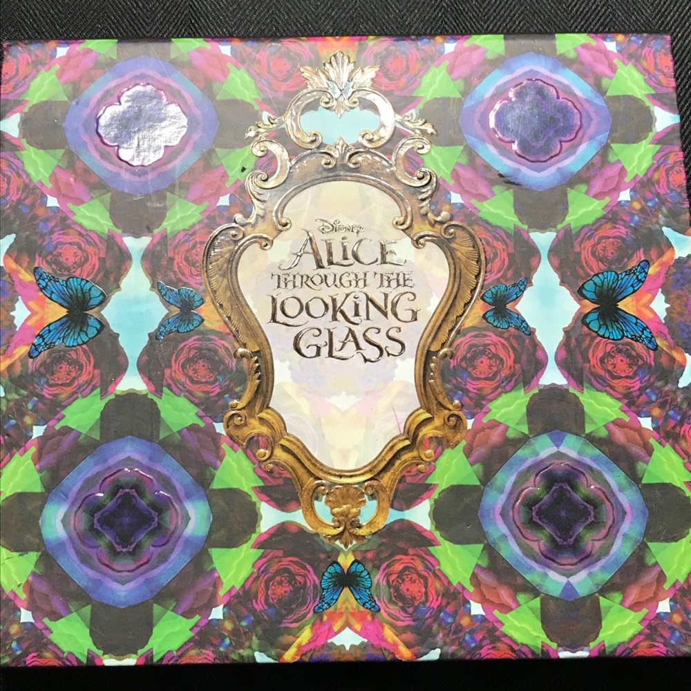 Urban Decay Disneys Alice Palette